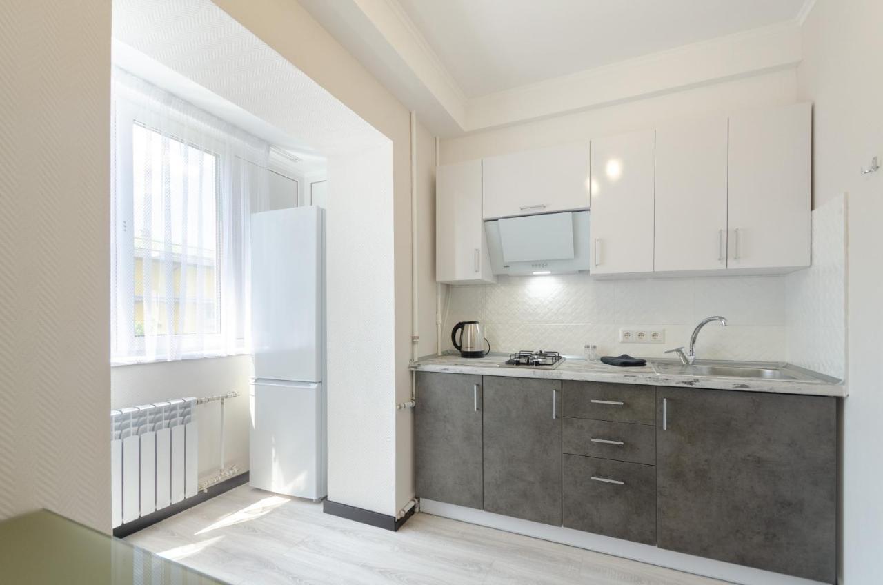 Artal Apartment On Obolonskyi Avenue 16 Киев Экстерьер фото