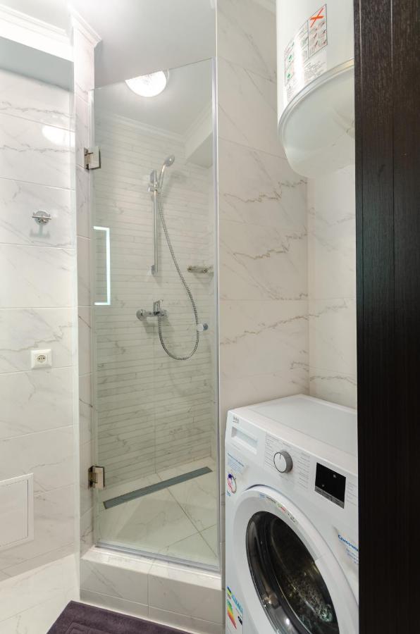 Artal Apartment On Obolonskyi Avenue 16 Киев Экстерьер фото