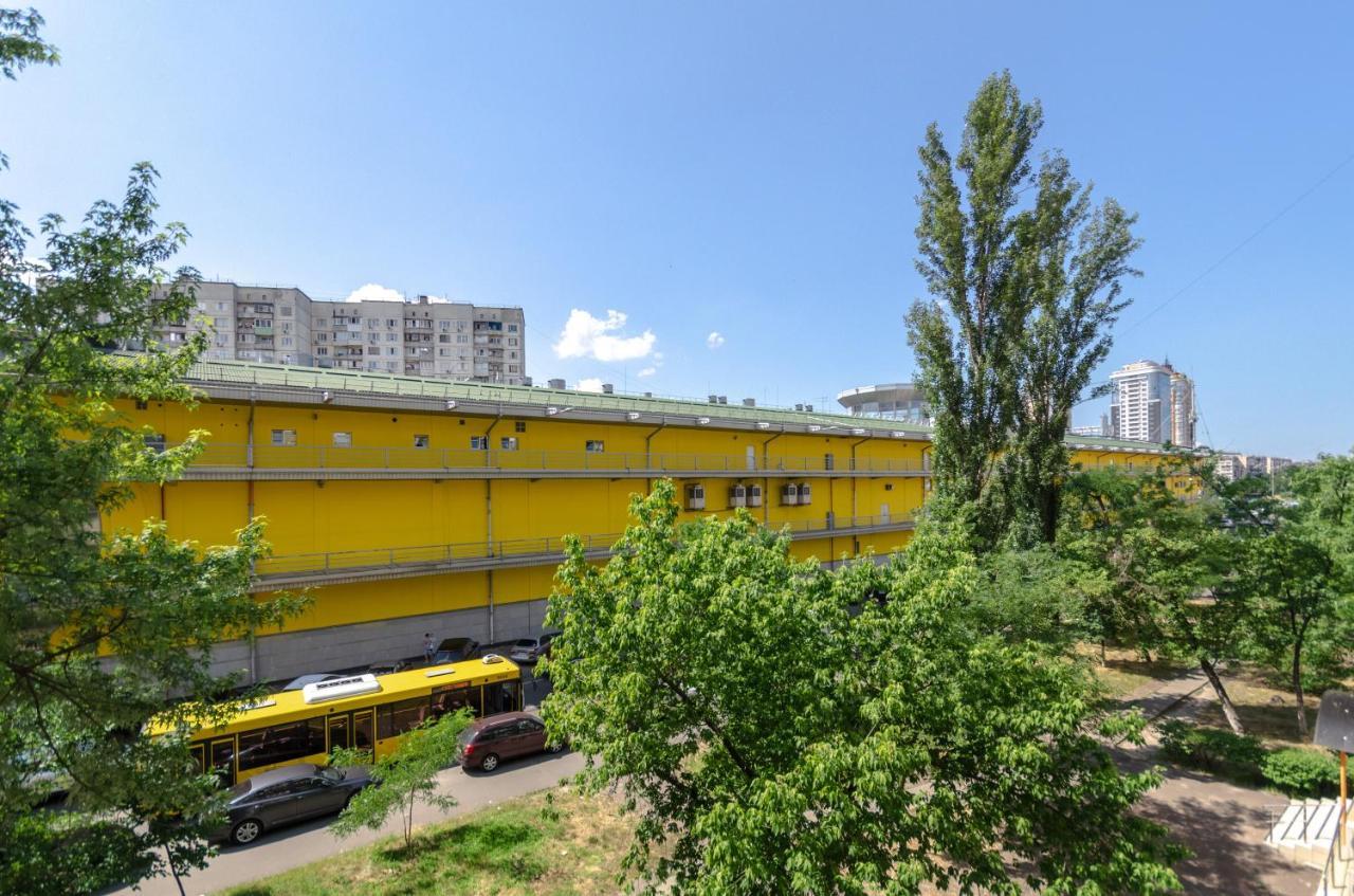 Artal Apartment On Obolonskyi Avenue 16 Киев Экстерьер фото
