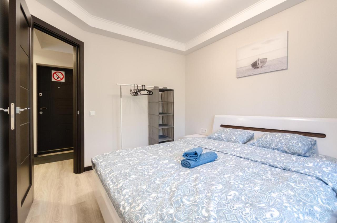 Artal Apartment On Obolonskyi Avenue 16 Киев Экстерьер фото