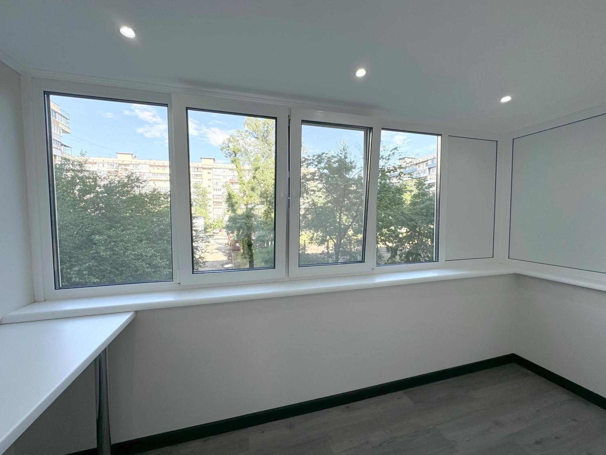 Artal Apartment On Obolonskyi Avenue 16 Киев Экстерьер фото